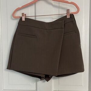 Elegant Brown Women's Shorts